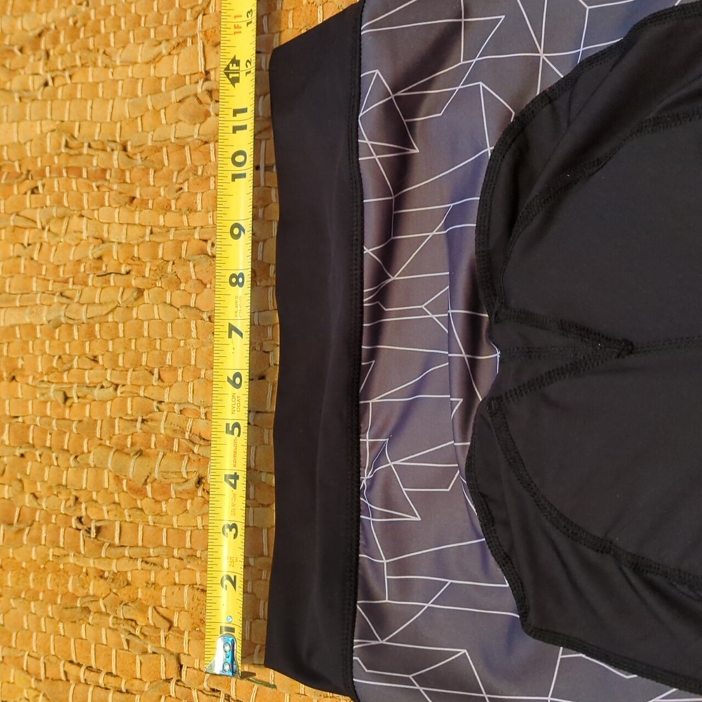 M She Beest Bike Shorts - Picture 5 of 7